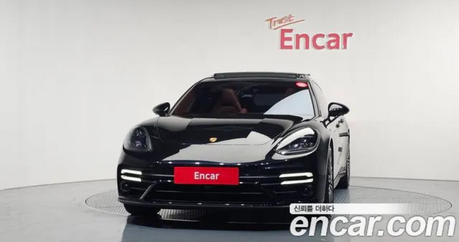 Porsche Panamera 