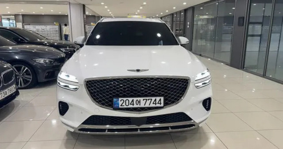 Genesis Gv70 