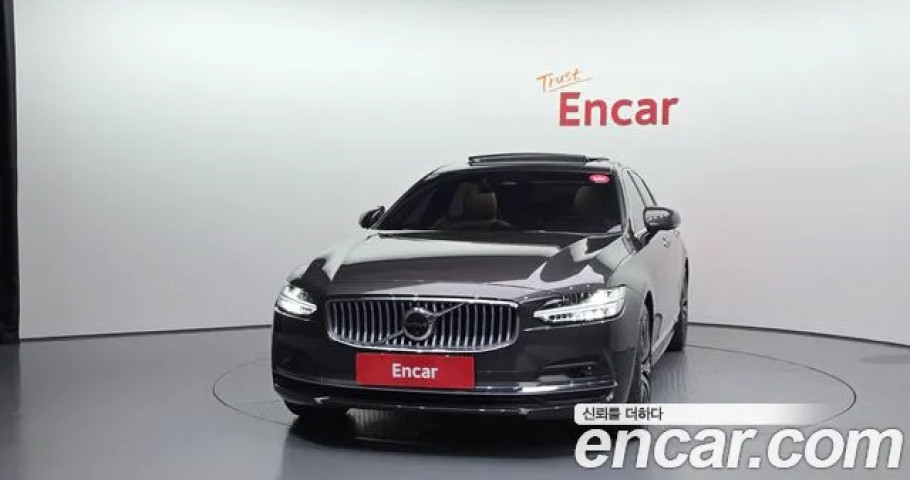 Volvo S90 