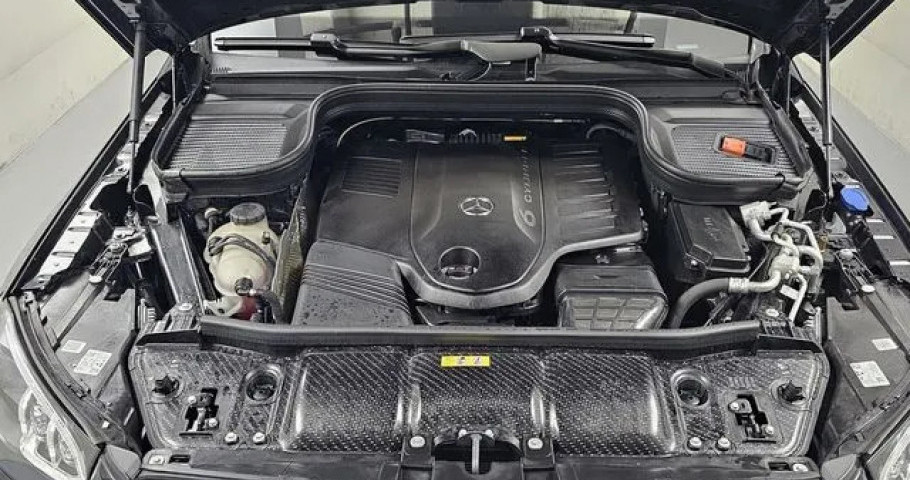 Mercedes-Benz Gls-Class 