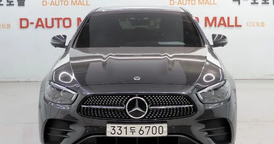 Mercedes-Benz E-Class 