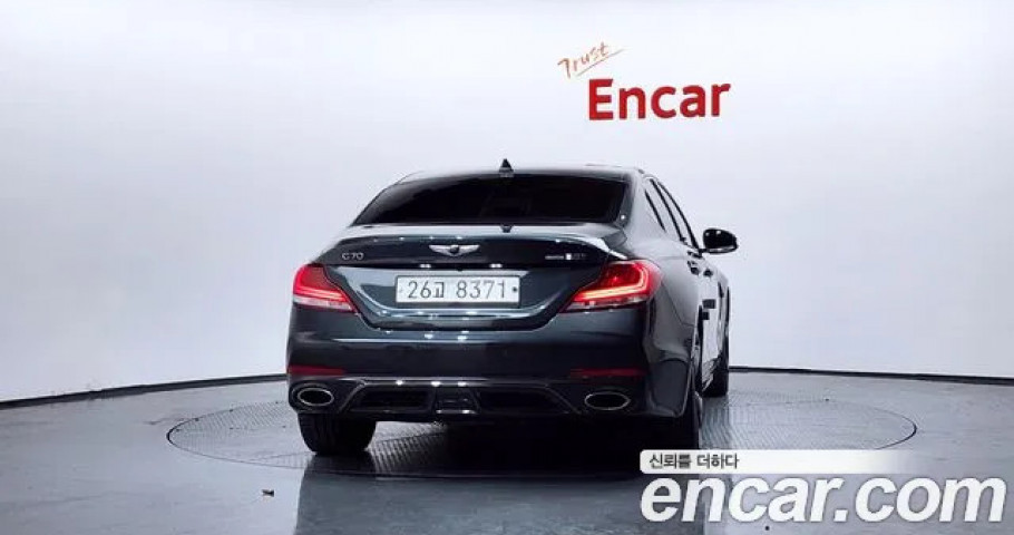 Genesis G70 