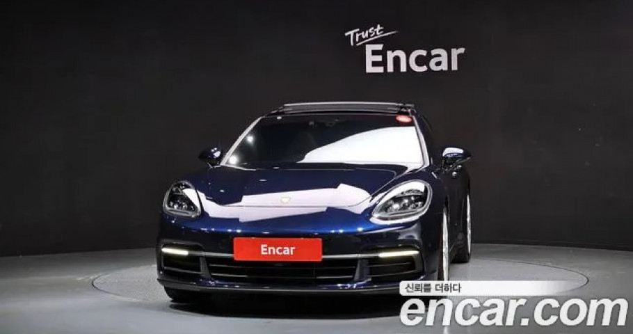 Porsche Panamera 