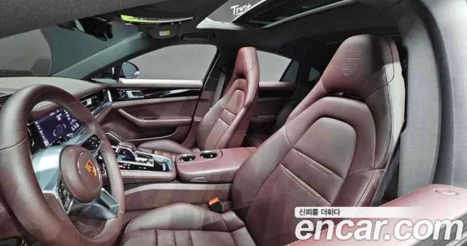 Porsche Panamera 
