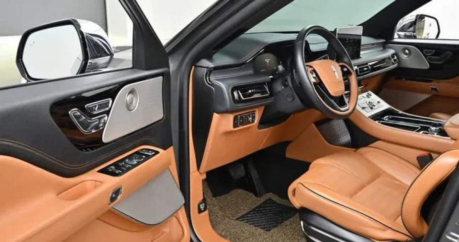 Lincoln Aviator 