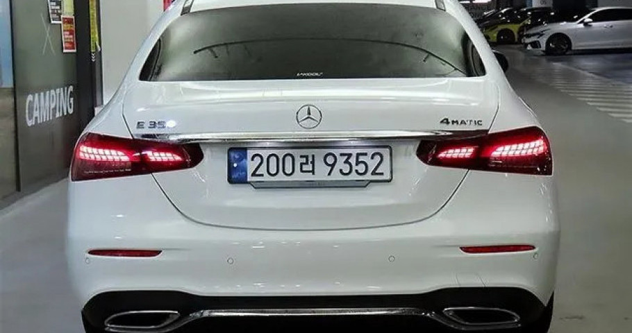 Mercedes-Benz E-Class 