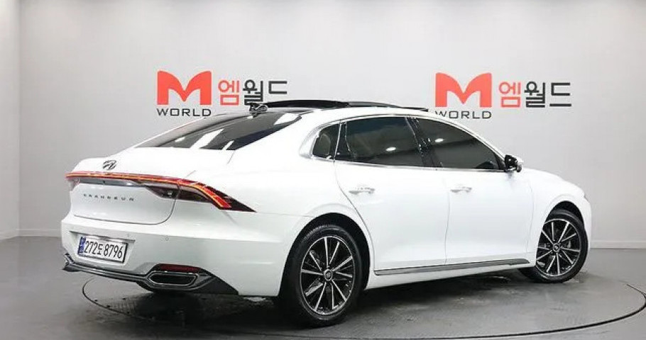 Hyundai Grandeur 