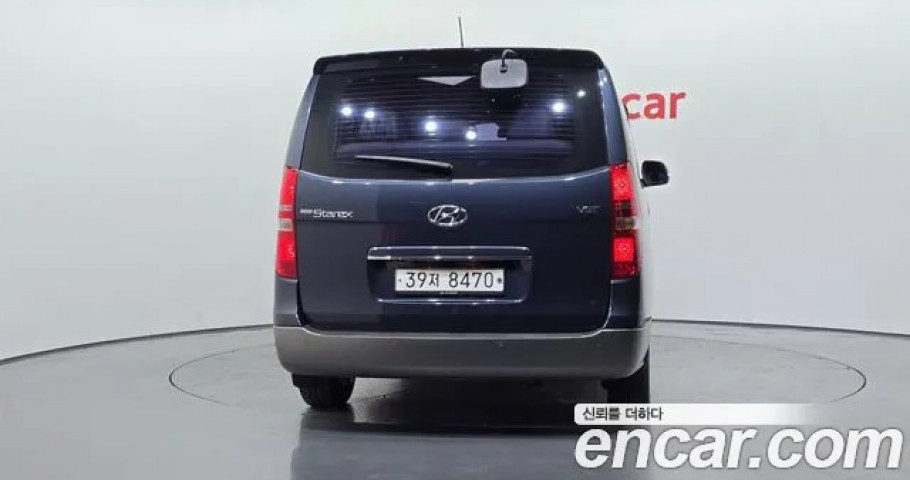 Hyundai Starex 