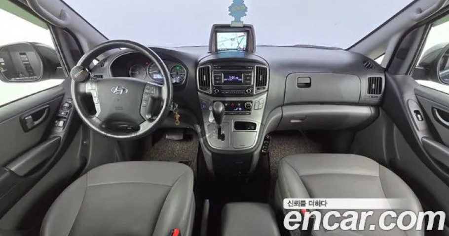 Hyundai Starex 