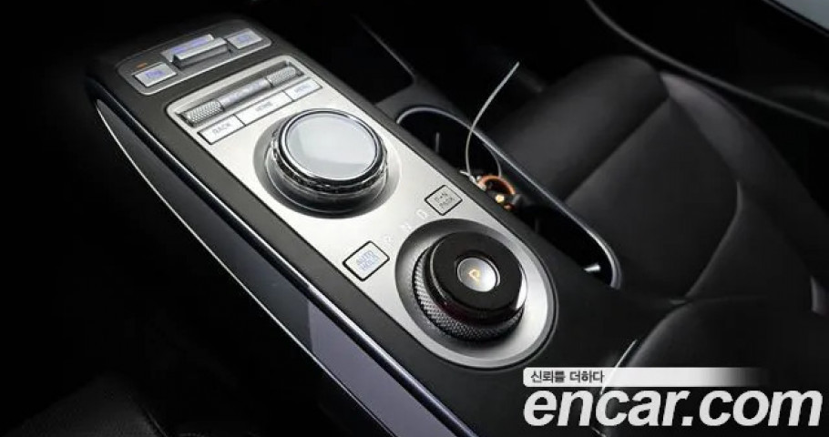 Genesis Gv70 