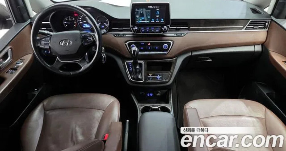 Hyundai Starex 
