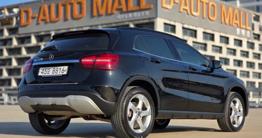 Mercedes-Benz Gla-Class 