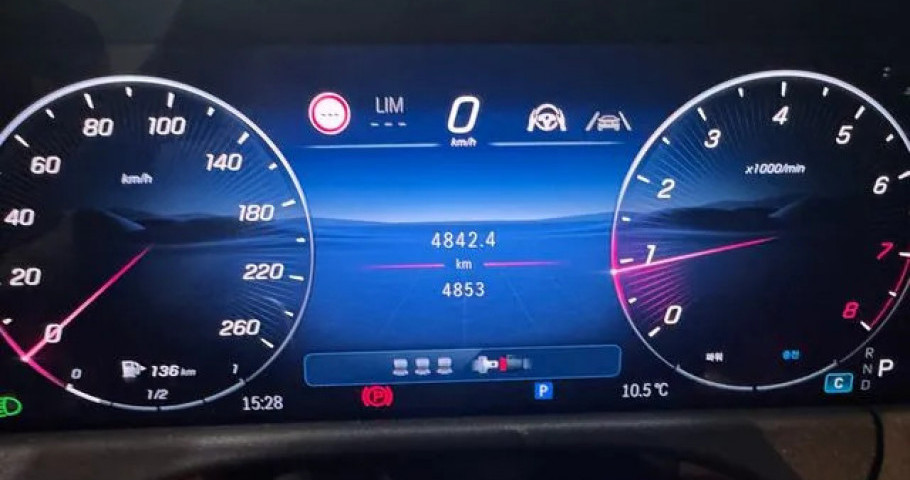 Mercedes-Benz E-Class 