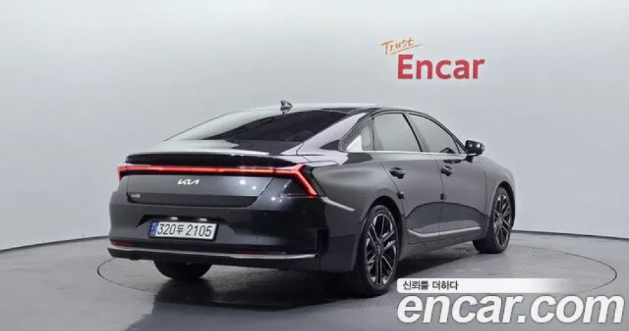 Kia K8 