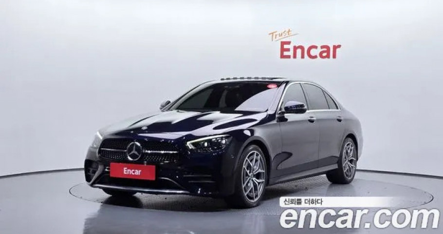 Mercedes-Benz E-Class 