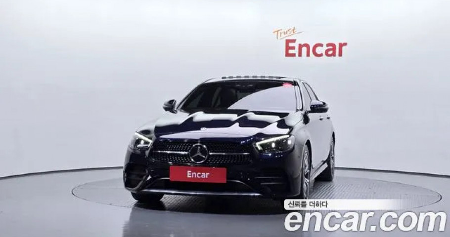 Mercedes-Benz E-Class 
