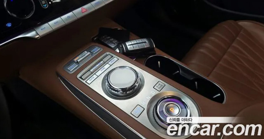 Genesis Gv70 