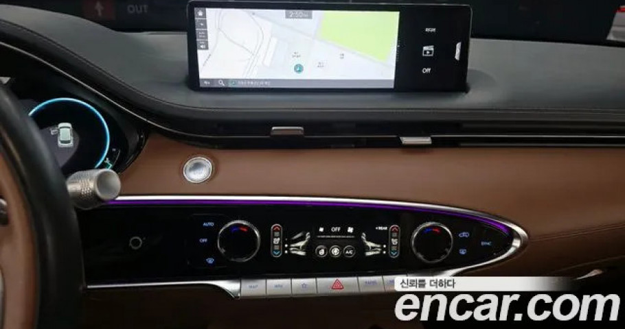 Genesis Gv70 