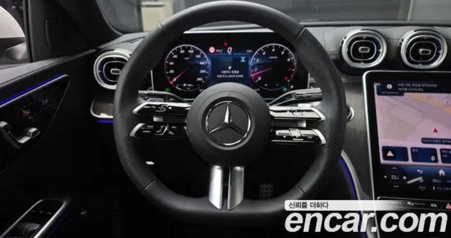 Mercedes-Benz C-Class 