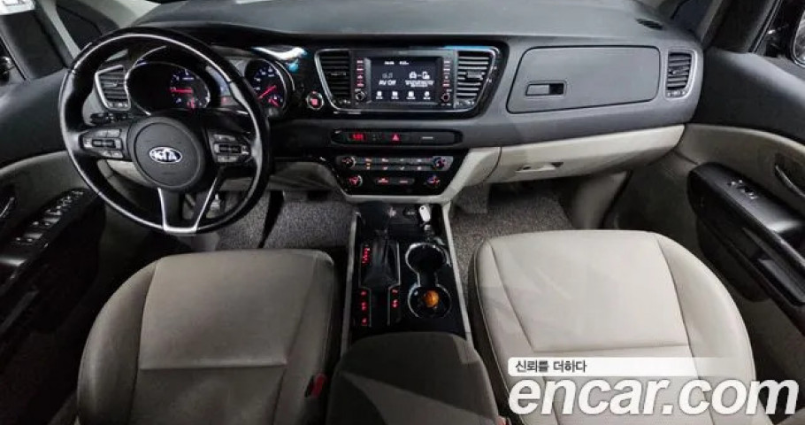 Kia Carnival 
