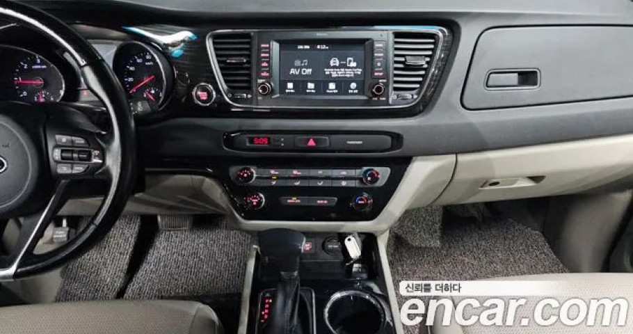 Kia Carnival 