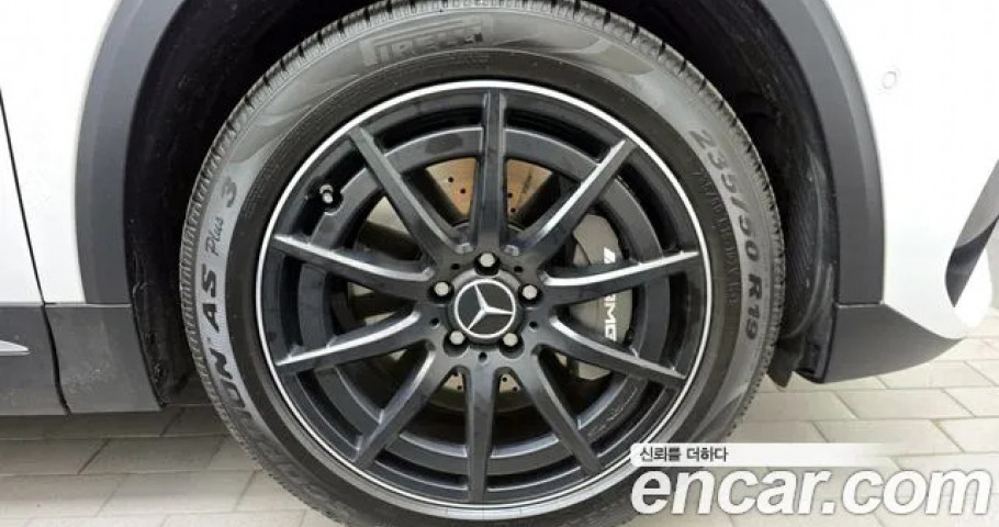 Mercedes-Benz Gla-Class 