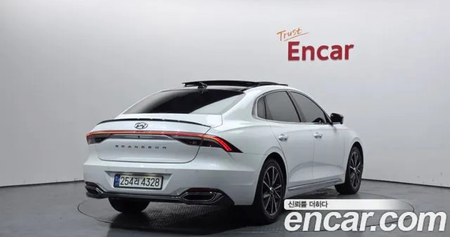 Hyundai Grandeur 