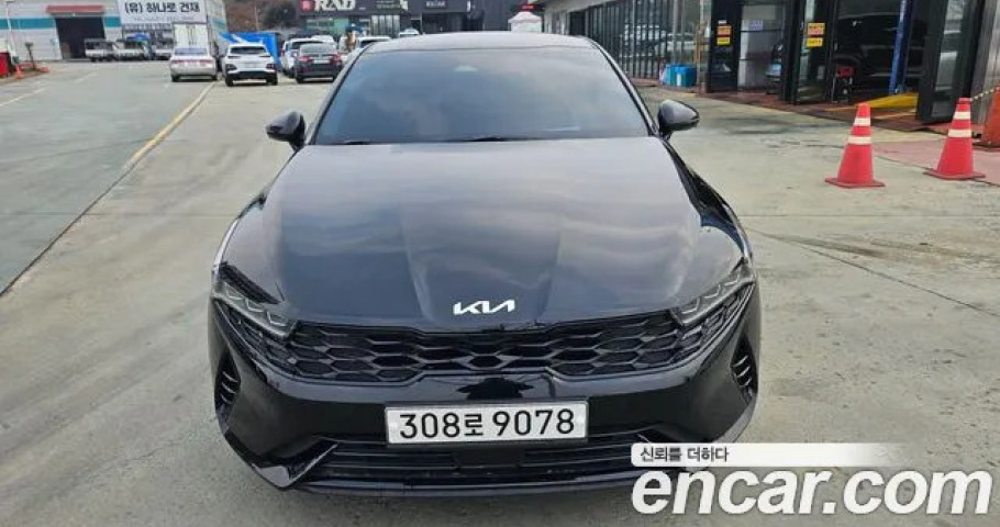 Kia K5 