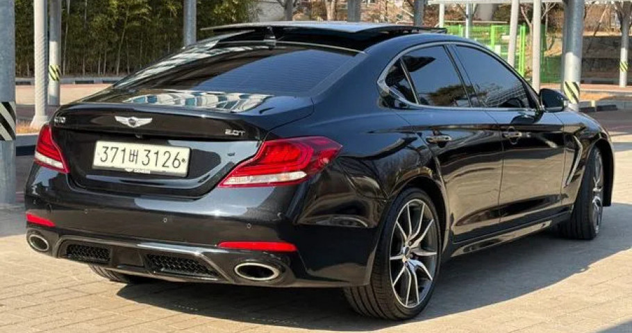 Genesis G70 