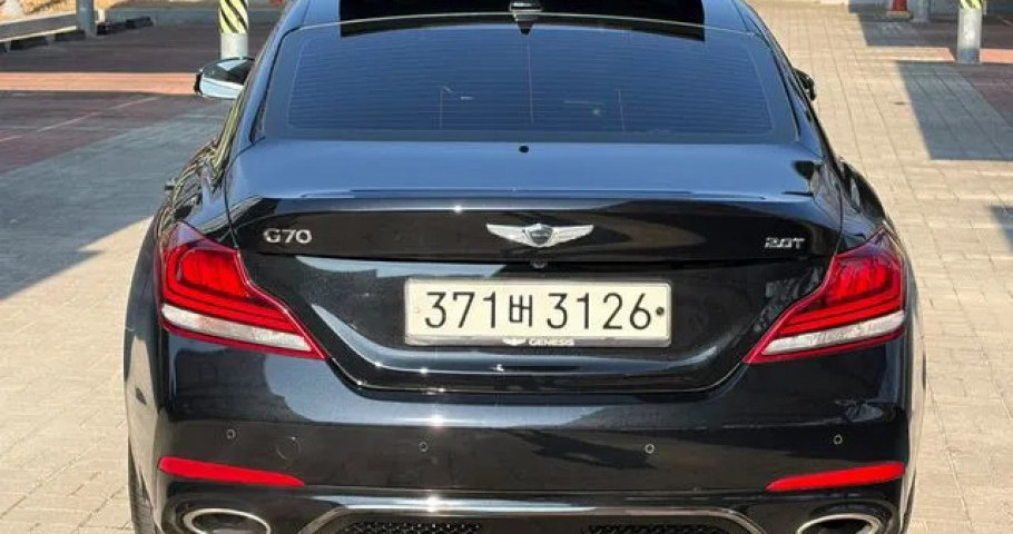 Genesis G70 