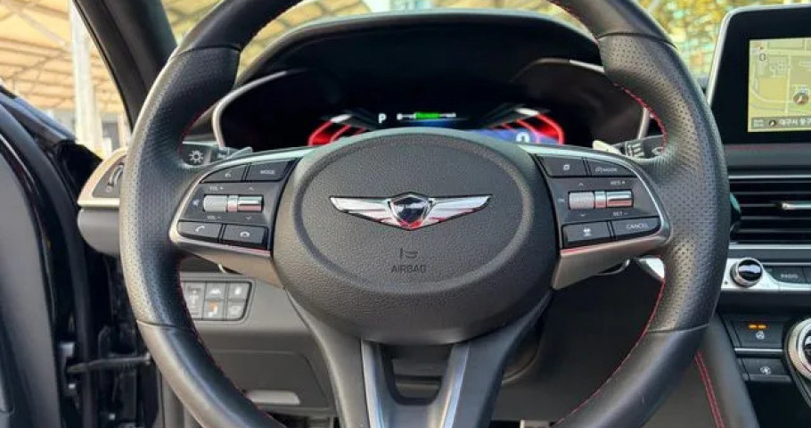 Genesis G70 