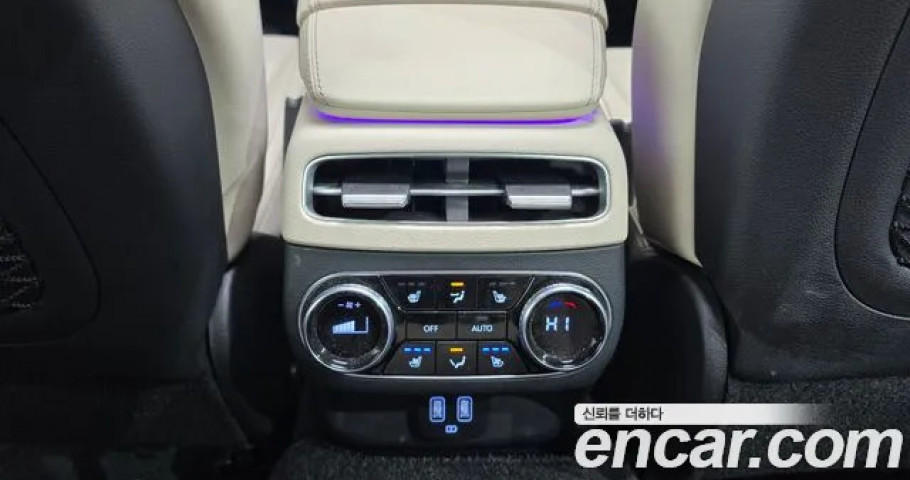 Genesis Gv70 