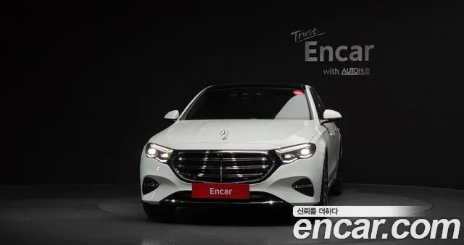 Mercedes-Benz E-Class 