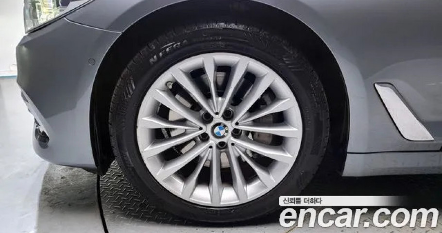 Bmw 5-Series 