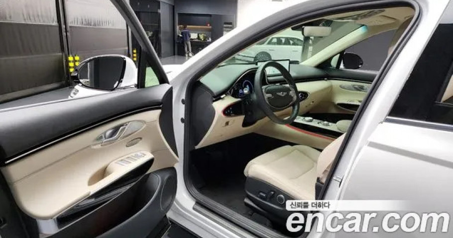 Genesis Gv70 