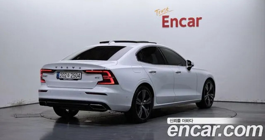 Volvo S60 