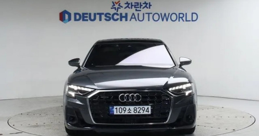Audi A8 