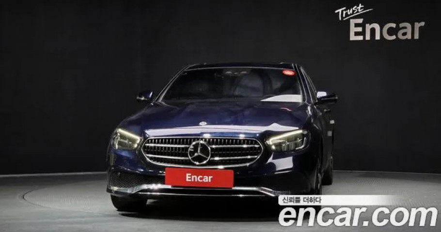 Mercedes-Benz E-Class 