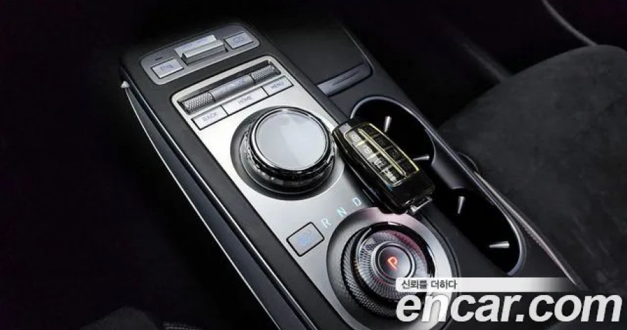 Genesis Gv70 