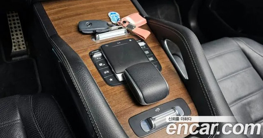 Mercedes-Benz Gls-Class 