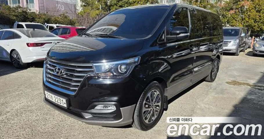 Hyundai Starex 