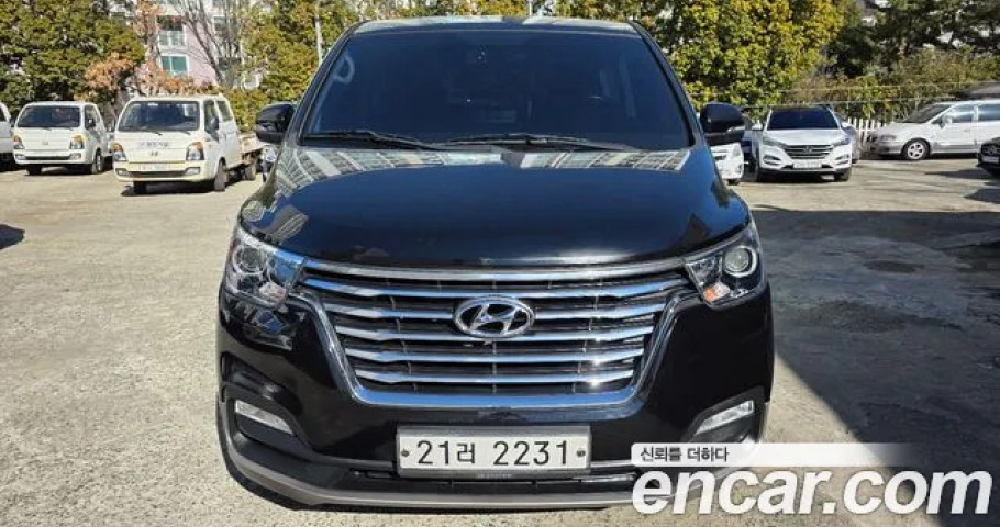 Hyundai Starex 