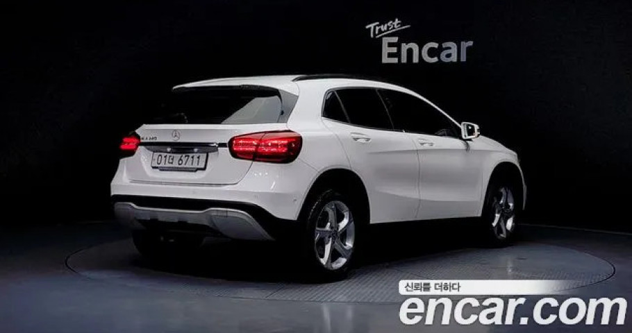 Mercedes-Benz Gla-Class 