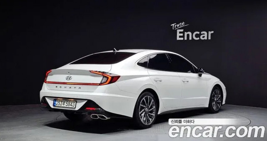 Hyundai Sonata 