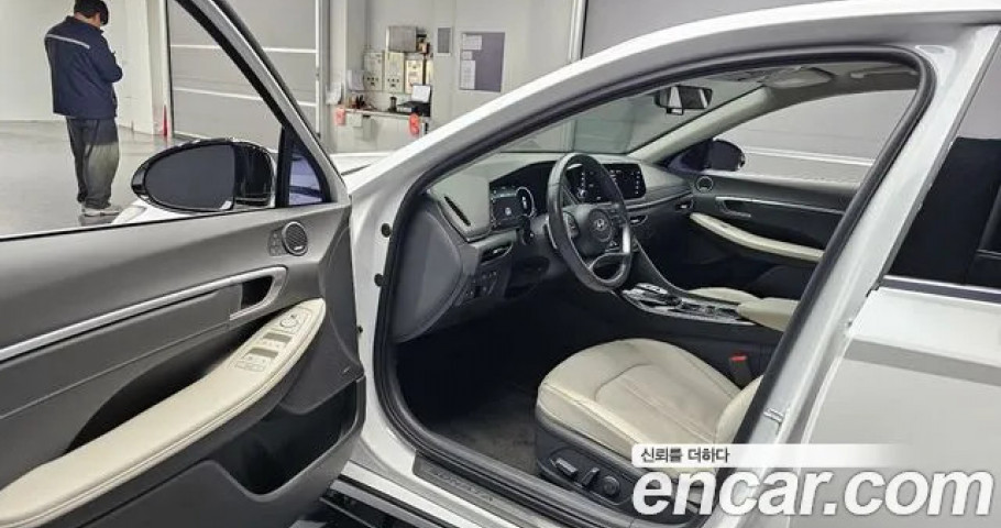 Hyundai Sonata 