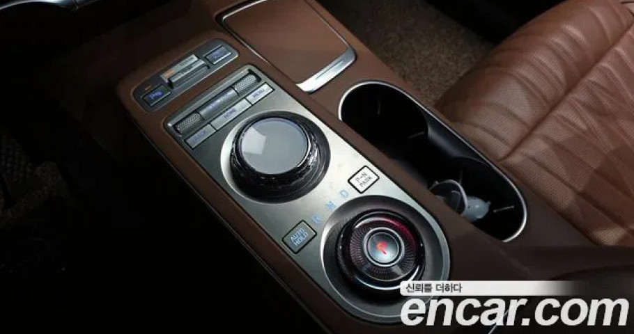 Genesis Gv70 