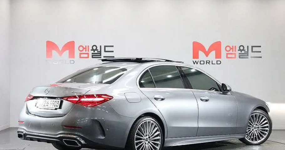 Mercedes-Benz C-Class 