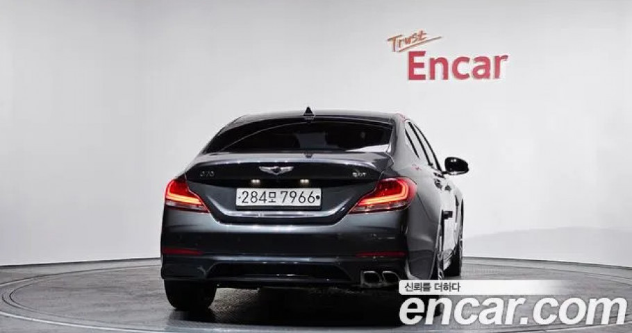 Genesis G70 