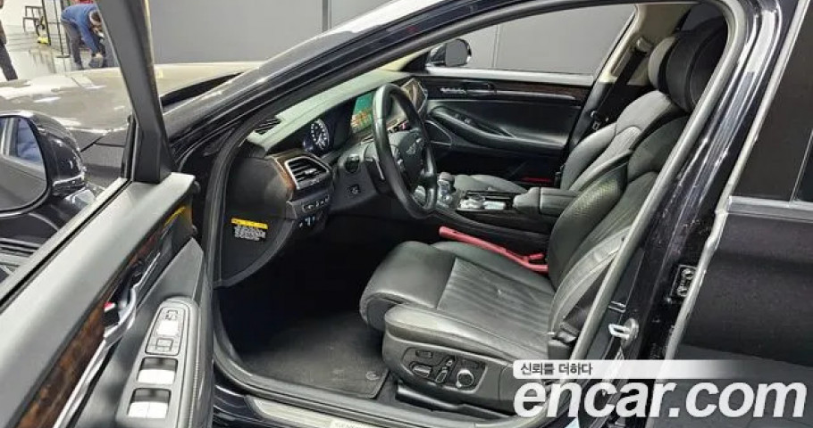 Genesis G90 