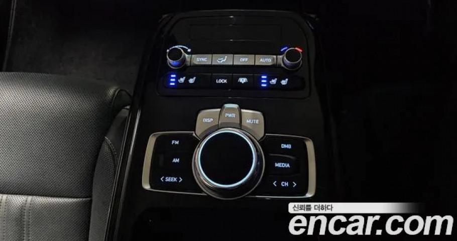 Genesis G90 